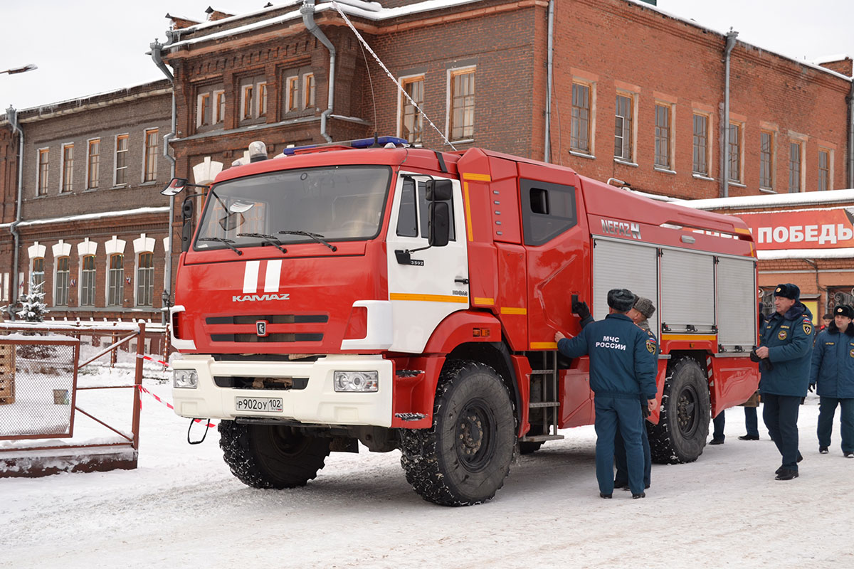 Новые пожарные автоцистерны КАМАЗ