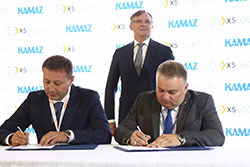 «КАМАЗ» и X5 Retail Group разработают специализированный грузовой транспорт для ритейла