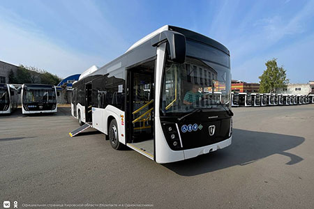 «КАМАЗ» выполнил контракт на поставку газовых автобусов в Киров