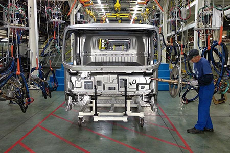 На «КАМАЗе» идёт освоение производства кабины для автомобилей «Компас»